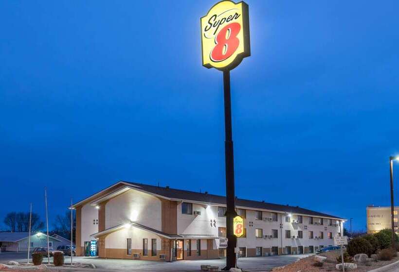 מוטל Super 8 By Wyndham Bismarck
