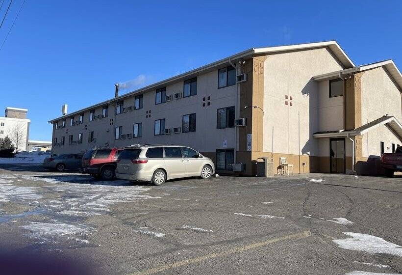 מוטל Super 8 By Wyndham Bismarck