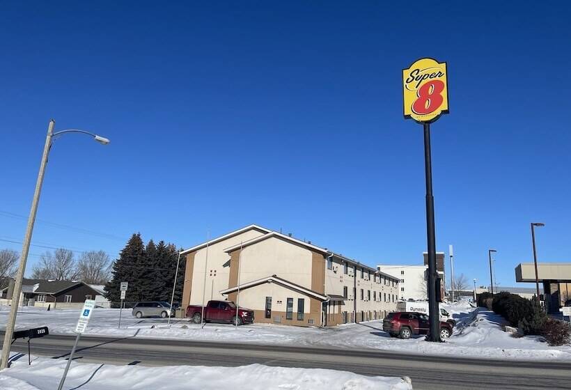 מוטל Super 8 By Wyndham Bismarck