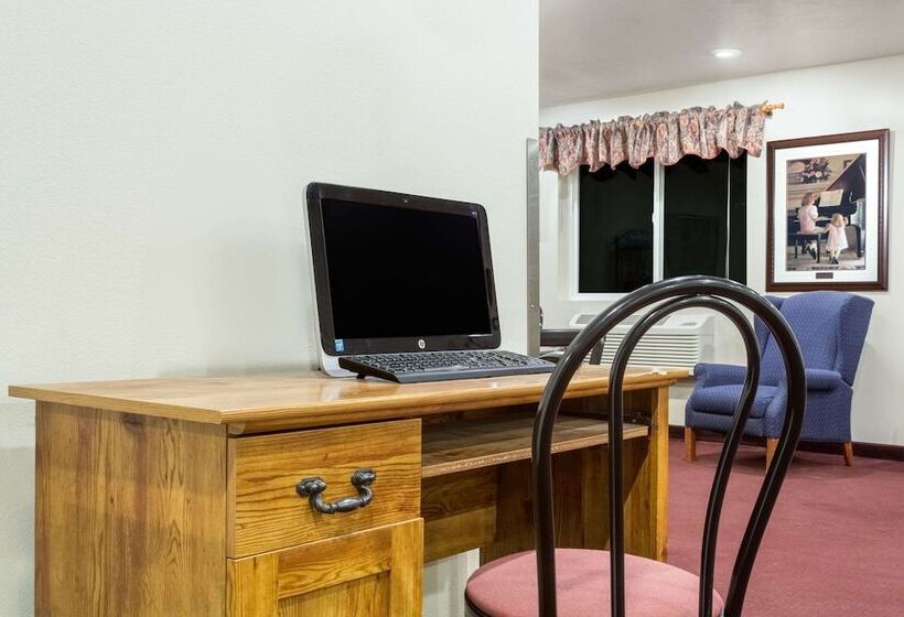 فندق على الطريق Super 8 By Wyndham Super 8 Blackfoot