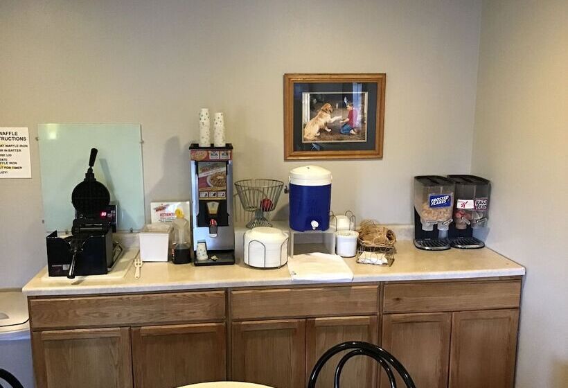 فندق على الطريق Super 8 By Wyndham Super 8 Blackfoot