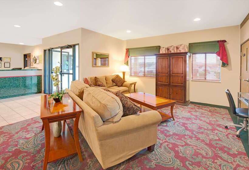 فندق على الطريق Super 8 By Wyndham Bonne Terre