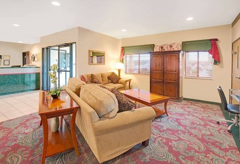 فندق على الطريق Super 8 By Wyndham Bonne Terre