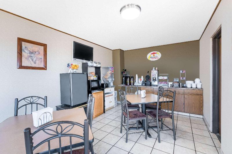 מוטל Super 8 By Wyndham Bowman