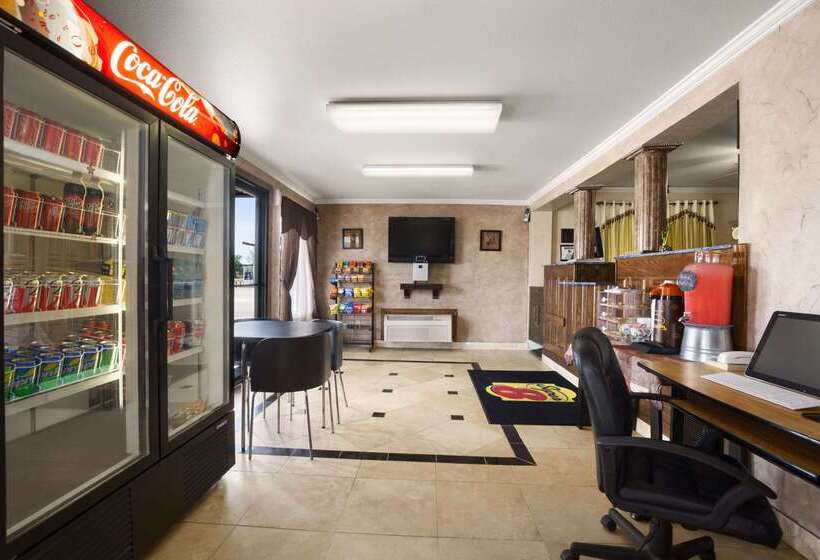 モーテル Super 8 By Wyndham Childress