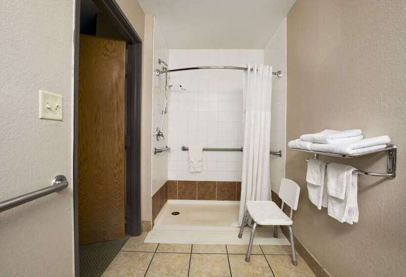 モーテル Super 8 By Wyndham Childress