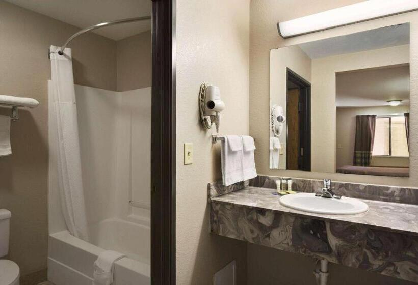 モーテル Super 8 By Wyndham Childress