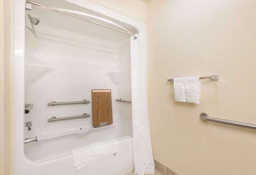 فندق على الطريق Super 8 By Wyndham Claremore Ok