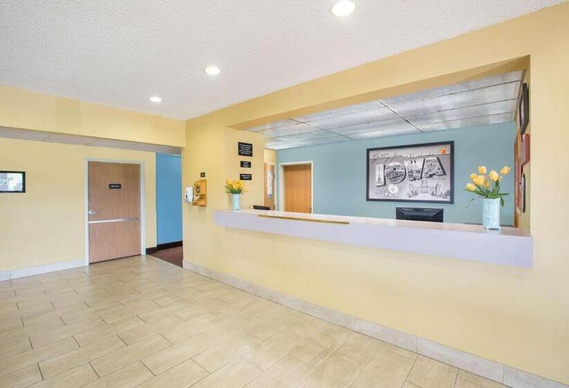 فندق على الطريق Super 8 By Wyndham Clarinda