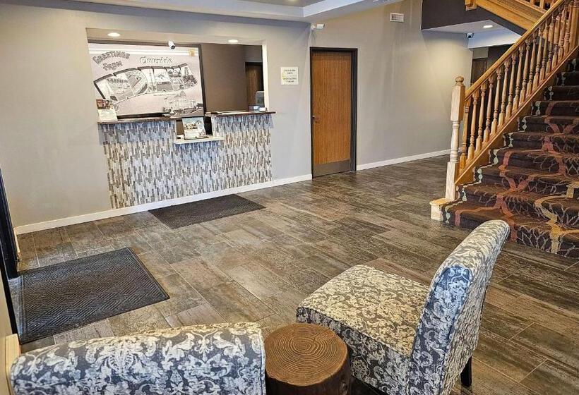 فندق على الطريق Super 8 By Wyndham Cloverdale In