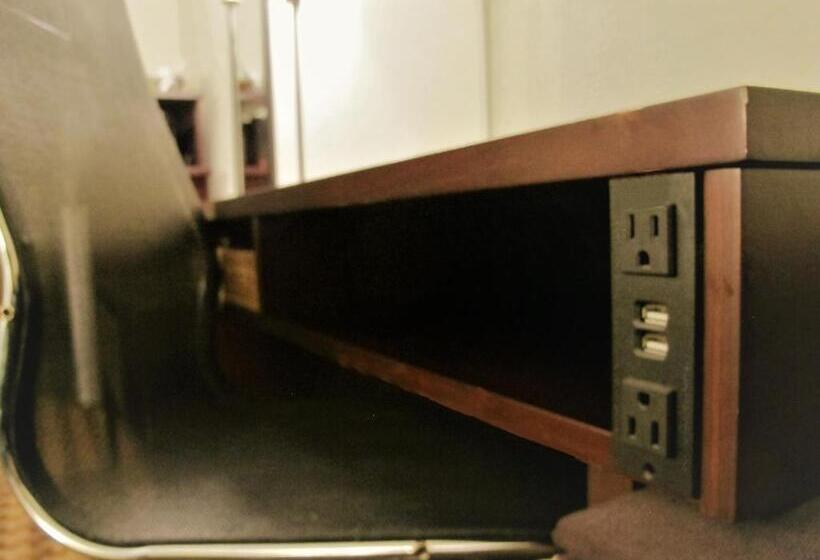 فندق على الطريق Super 8 By Wyndham Cloverdale In