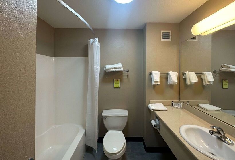 Мотель Super 8 By Wyndham Columbia East