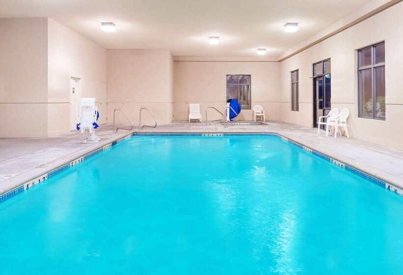 Мотель Super 8 By Wyndham Columbia East