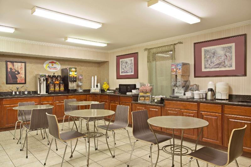 فندق على الطريق Super 8 By Wyndham Covington