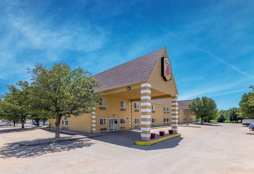 فندق على الطريق Super 8 By Wyndham De Soto