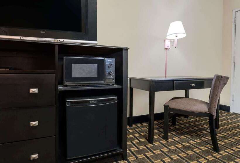 모텔 Super 8 By Wyndham Decatur/lithonia/atl Area