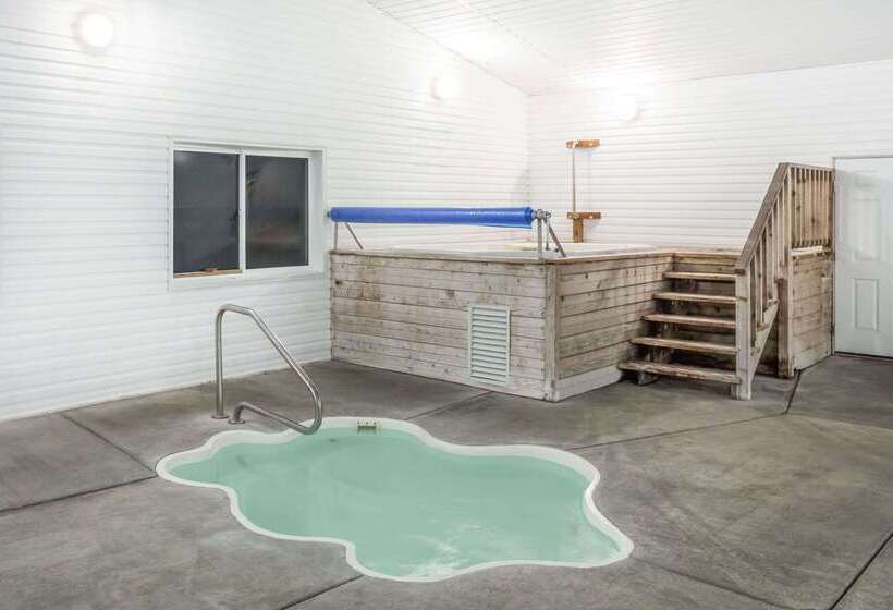 فندق على الطريق Super 8 By Wyndham Driggs