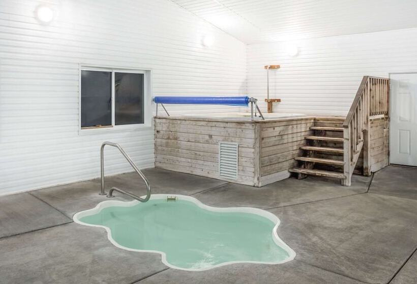 فندق على الطريق Super 8 By Wyndham Driggs