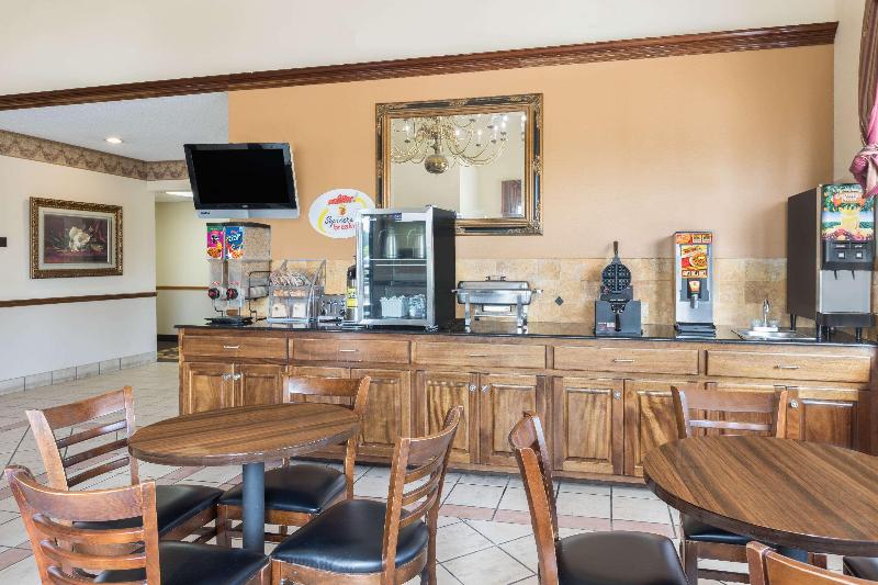 מוטל Super 8 By Wyndham Duson Lafayette West Area
