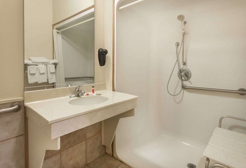 فندق على الطريق Super 8 By Wyndham Duson Lafayette West Area