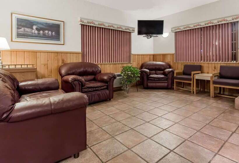 فندق على الطريق Americinn By Wyndham Eagle River Downtown