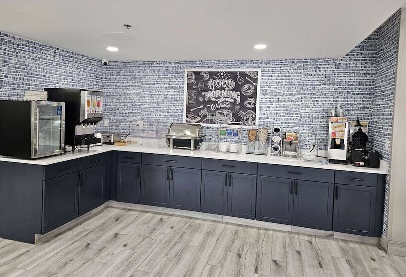 فندق على الطريق Americinn By Wyndham Eagle River Downtown