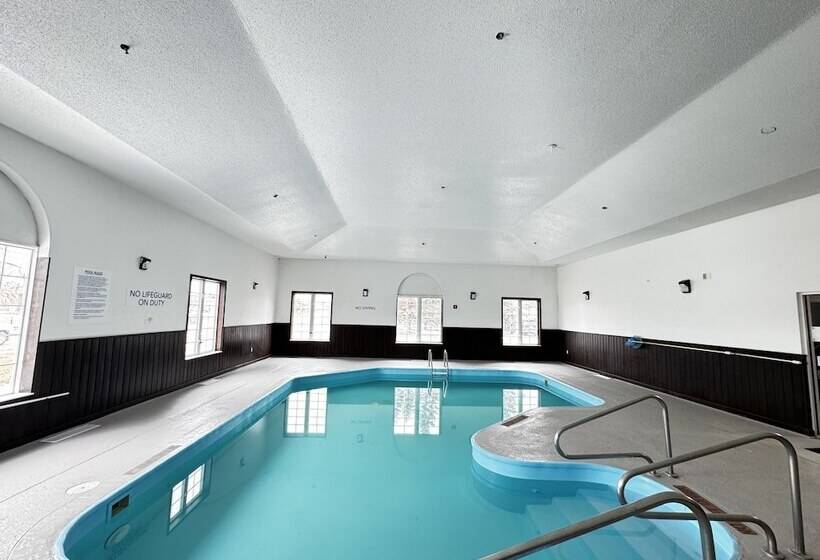 فندق على الطريق Americinn By Wyndham Eagle River Downtown