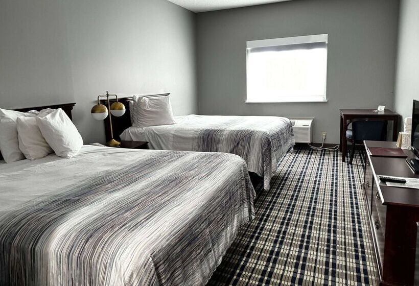 فندق على الطريق Americinn By Wyndham Eagle River Downtown