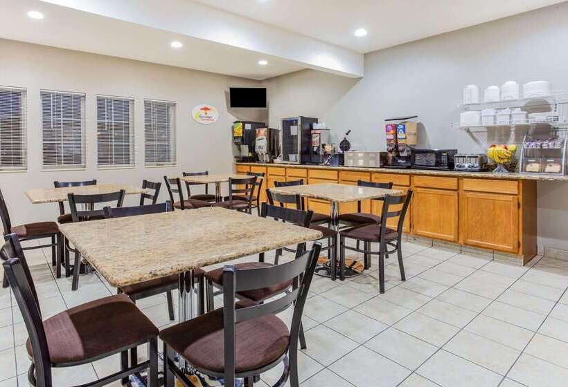 מוטל Super 8 By Wyndham Fort Dodge Ia