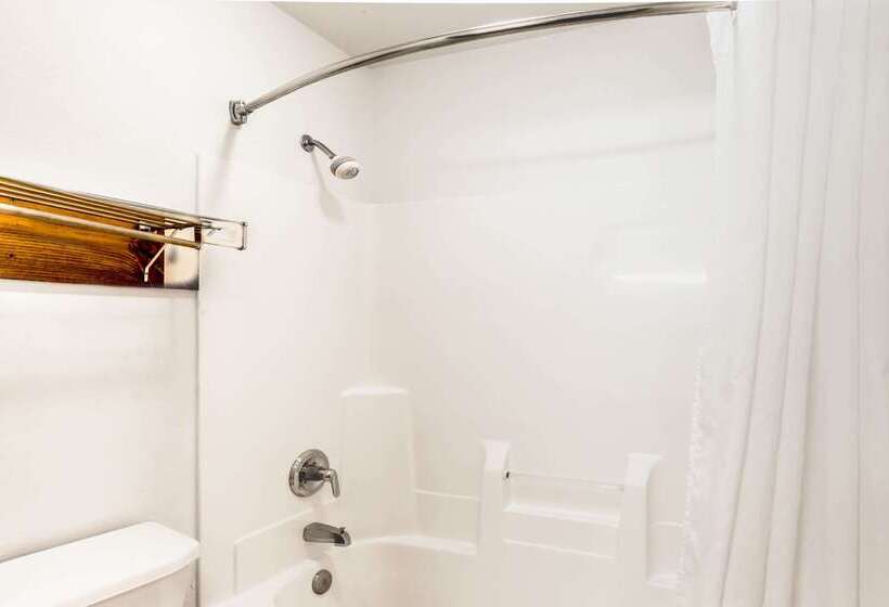 فندق على الطريق Super 8 By Wyndham Frankfort In