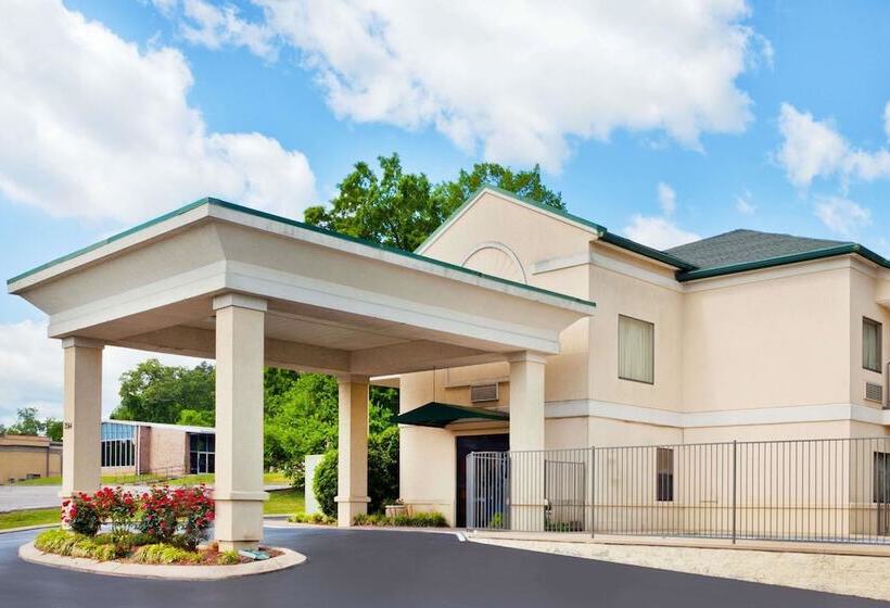 فندق على الطريق Super 8 By Wyndham Ft. Oglethorpe Ga/chatt Tn Area