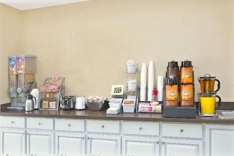 מוטל Super 8 By Wyndham Gainesville