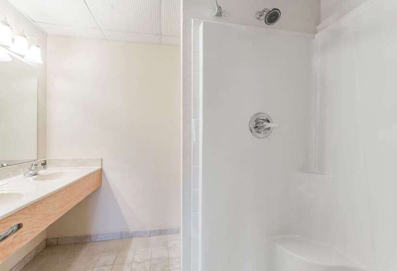 فندق على الطريق Super 8 By Wyndham Gallipolis Pt Pleasant Area