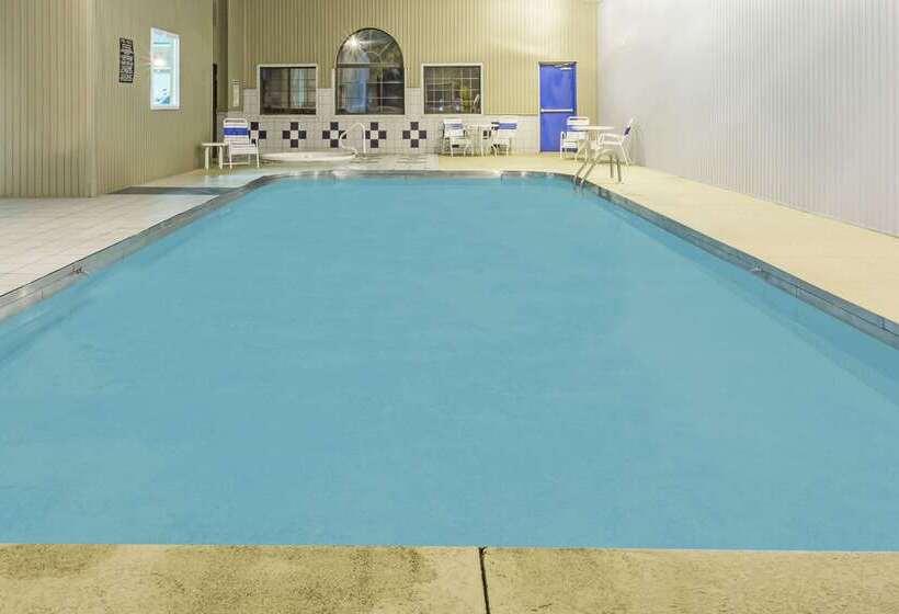 فندق على الطريق Super 8 By Wyndham Gallipolis Pt Pleasant Area