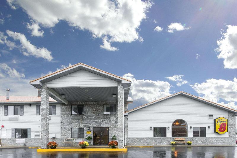 فندق على الطريق Super 8 By Wyndham Gallipolis Pt Pleasant Area