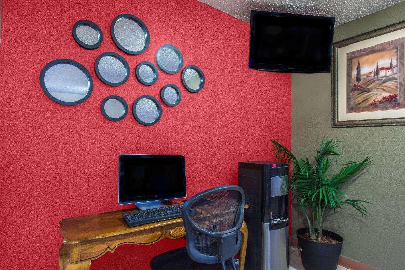 فندق على الطريق Super 8 By Wyndham Grants