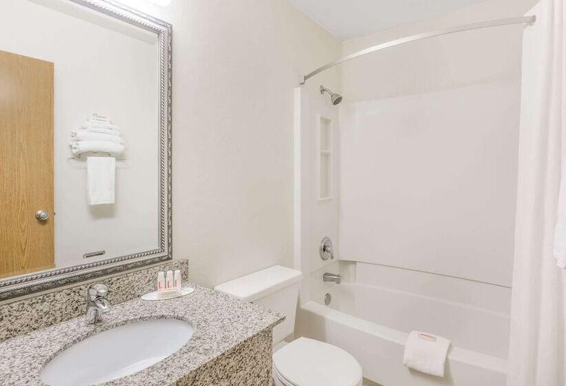 מוטל Super 8 By Wyndham Grants Pass