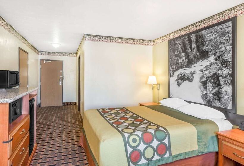 מוטל Super 8 By Wyndham Grants Pass