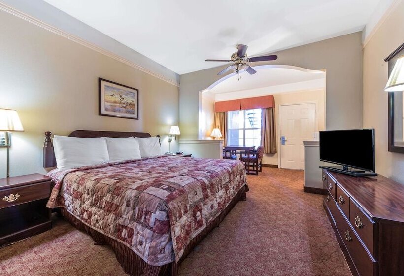 مُتل Super 8 By Wyndham Greenville