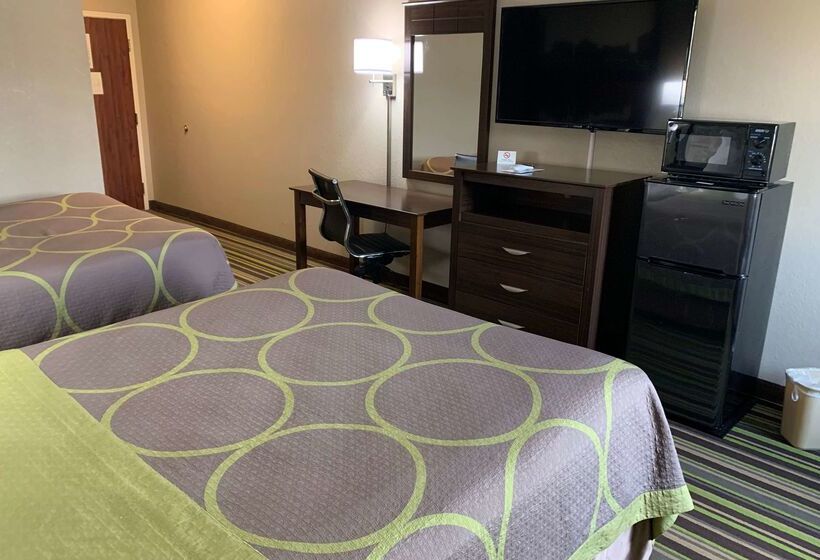 فندق على الطريق Super 8 By Wyndham Hernando