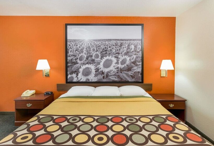 汽车旅馆  Super 8 By Wyndham Holton