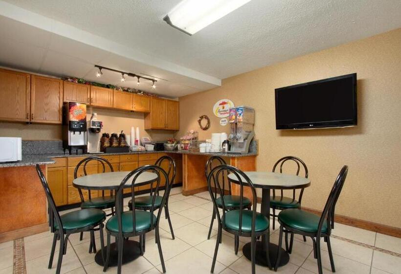 모텔 Super 8 By Wyndham Homewood Birmingham Area