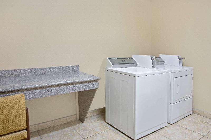 Мотель Red Lion Inn & Suites Iah Airport East