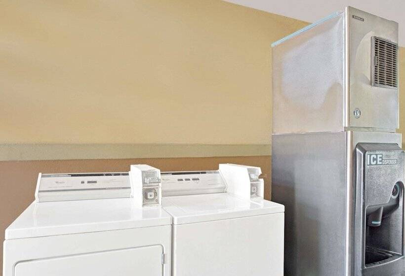 מוטל Super 8 By Wyndham La Marque Tx/texas City Area