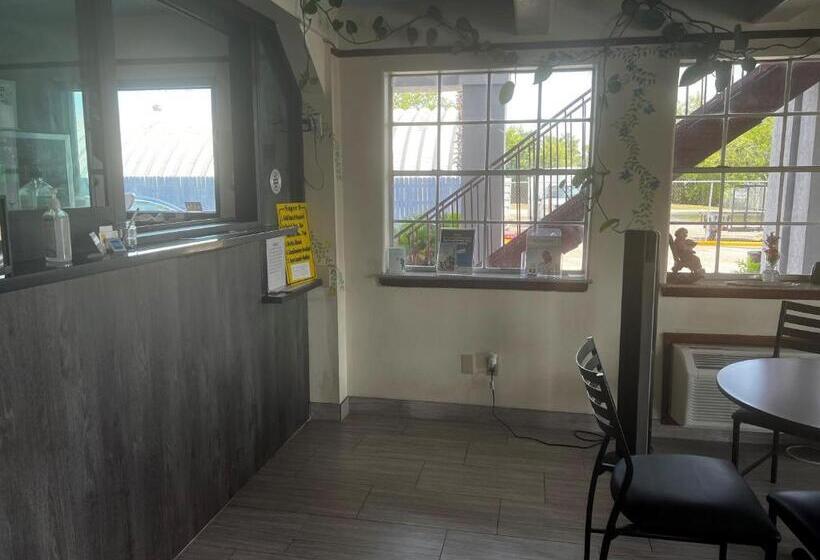 מוטל Super 8 By Wyndham La Marque Tx/texas City Area