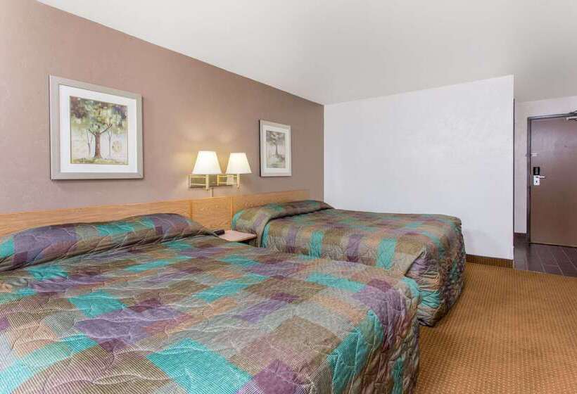 فندق على الطريق Super 8 By Wyndham Lacey Olympia Area