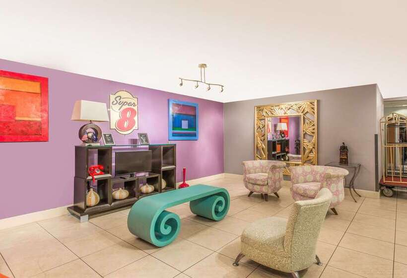 مُتل Super 8 By Wyndham Lake Charles/sulphur