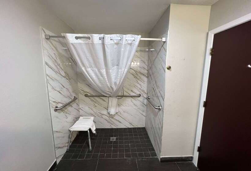 مُتل Super 8 By Wyndham Lake Charles/sulphur