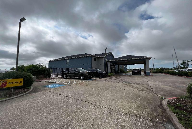 مُتل Super 8 By Wyndham Lake Charles/sulphur