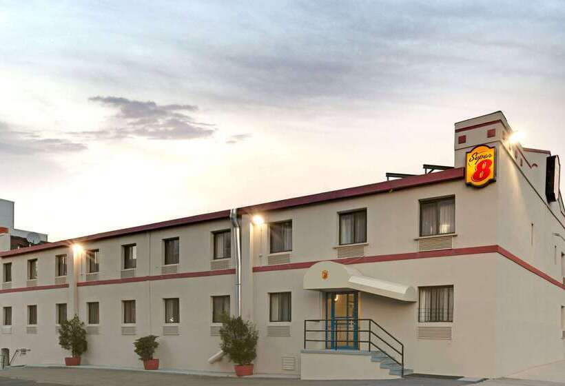 مُتل Super 8 By Wyndham Long Island City Lga